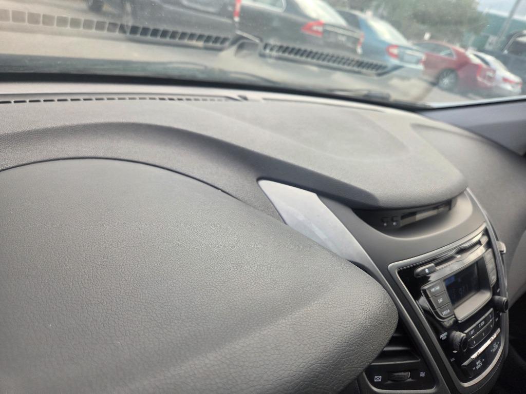 2014 Hyundai Elantra - $2,997