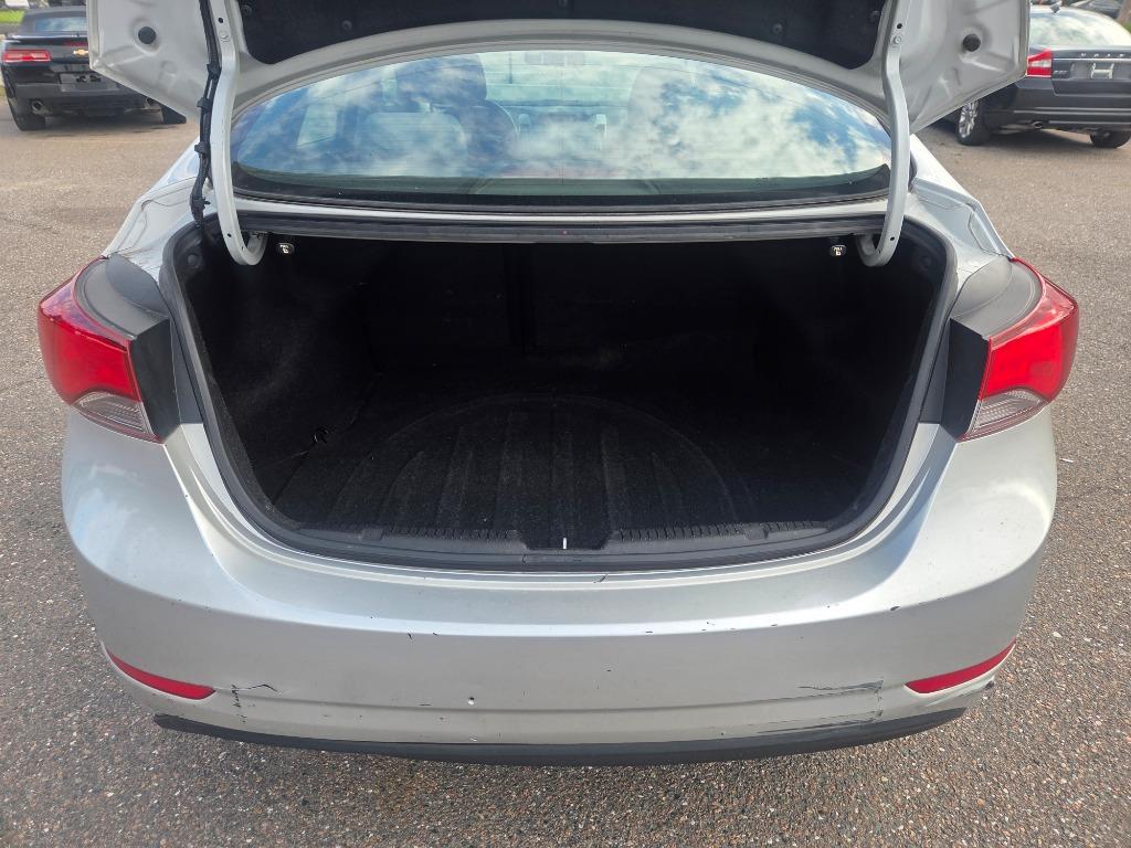 2014 Hyundai Elantra - $2,997