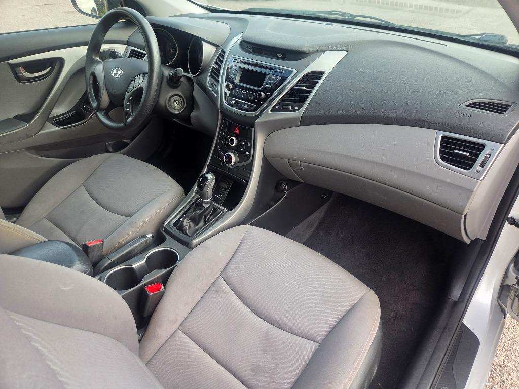 2014 Hyundai Elantra - $2,997