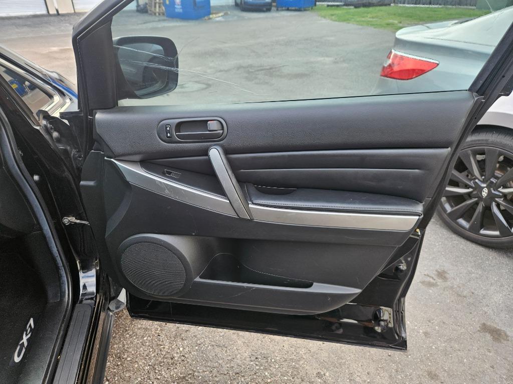 2011 Mazda CX-7 i SV photo
