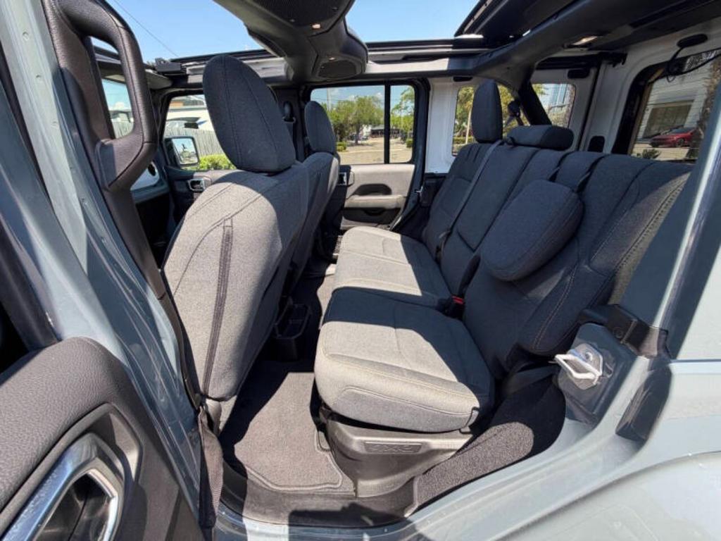 2025 Jeep Cherokee - $35,777