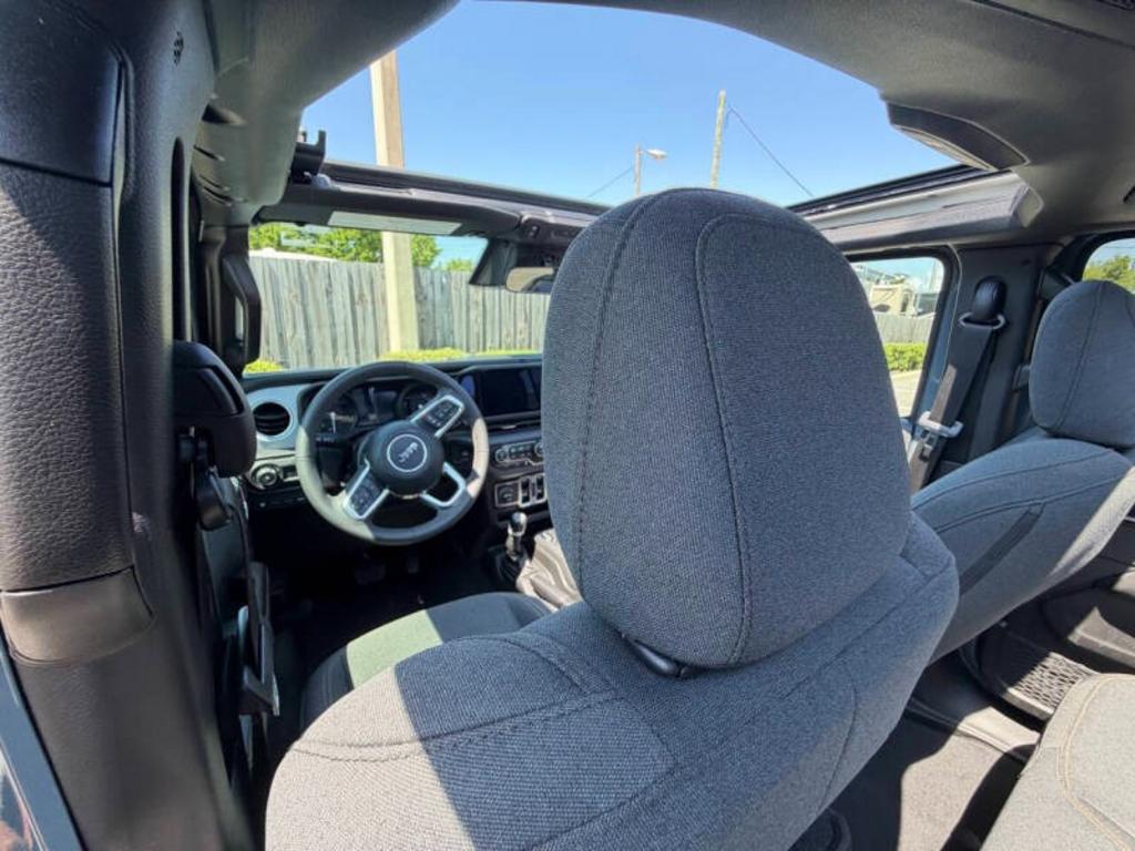 2025 Jeep Cherokee - $35,777