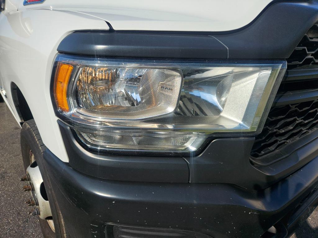 2021 RAM 3500 CAB/Chassis TRADESMAN photo