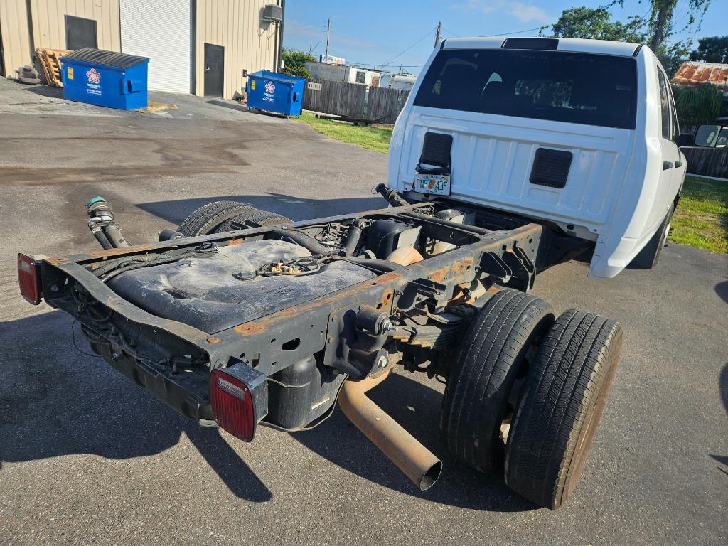 2021 RAM 3500 CAB/Chassis TRADESMAN photo