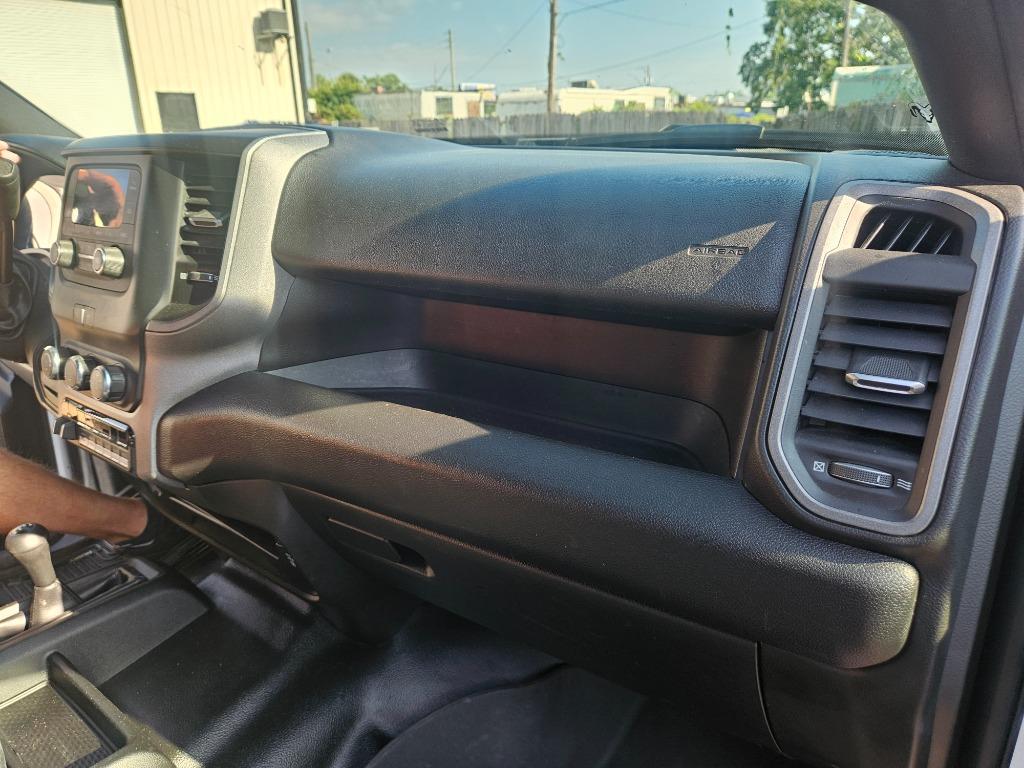 2021 RAM 3500 CAB/Chassis TRADESMAN photo
