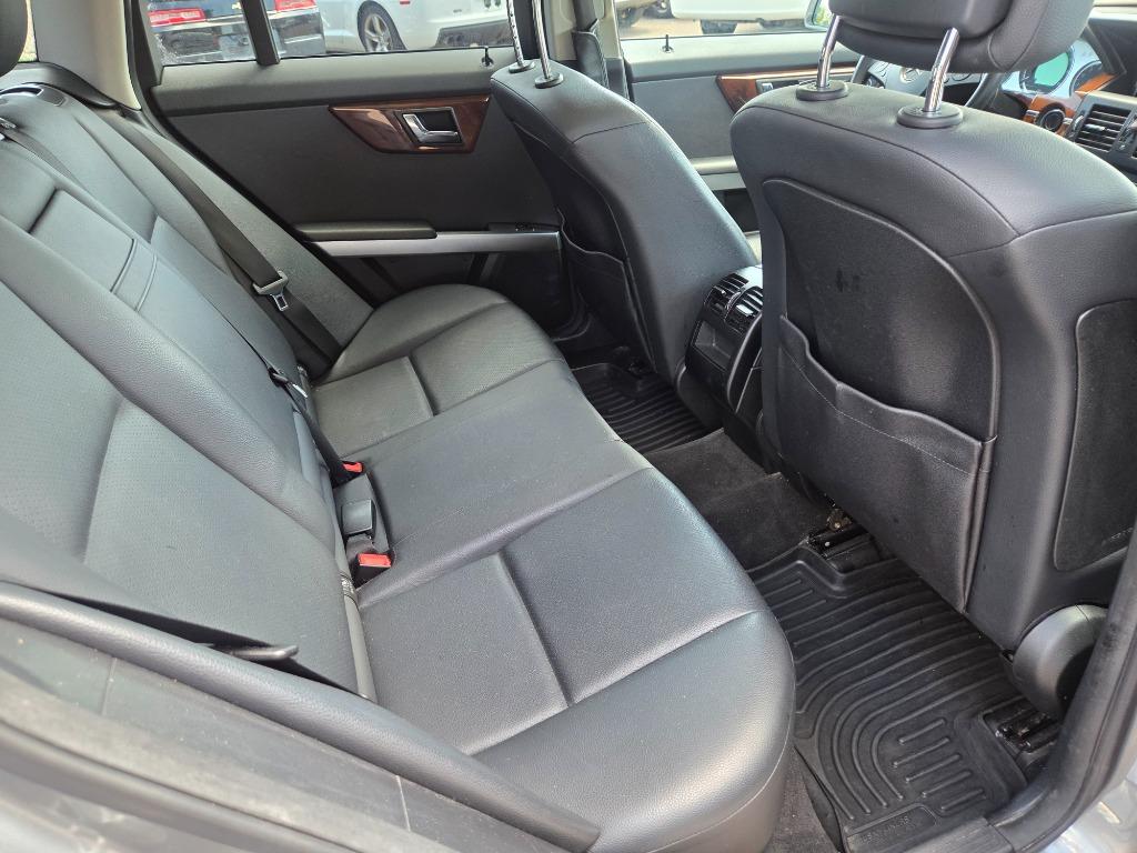 2011 Mercedes-Benz GLK-Class - $6,990