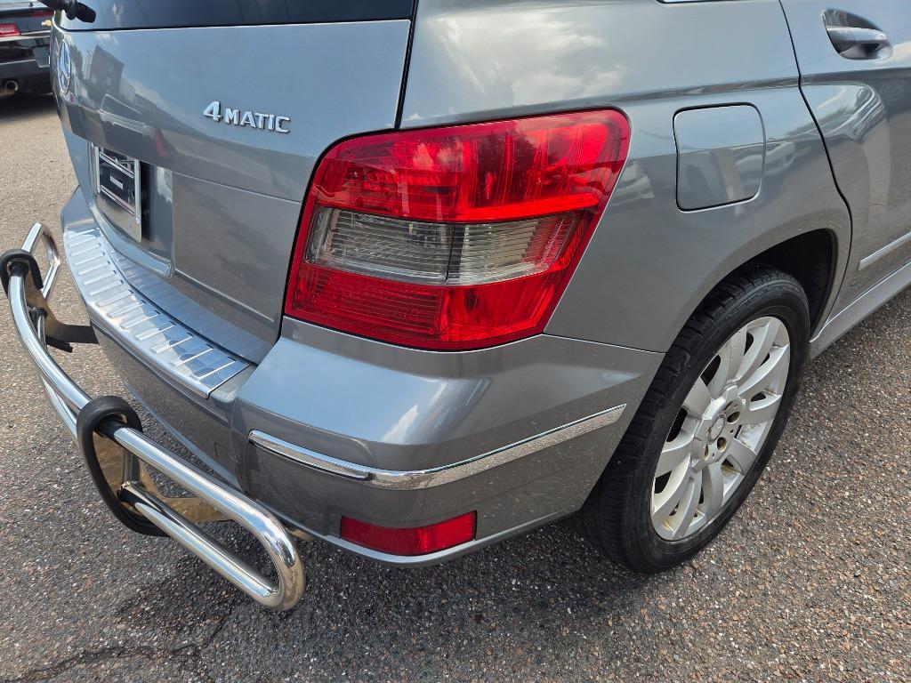2011 Mercedes-Benz GLK-Class - $6,990