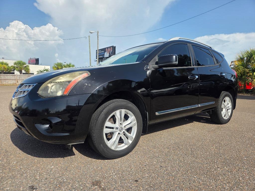 2015 Nissan Rogue - $3,497