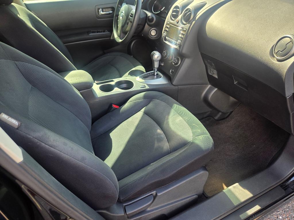 2015 Nissan Rogue - $3,497