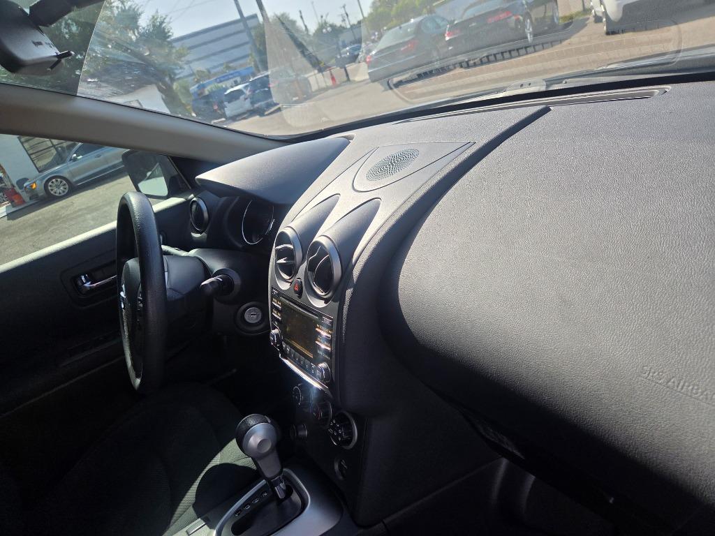 2015 Nissan Rogue - $3,497