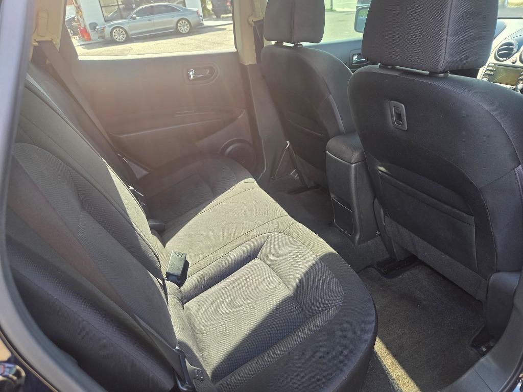 2015 Nissan Rogue - $3,497