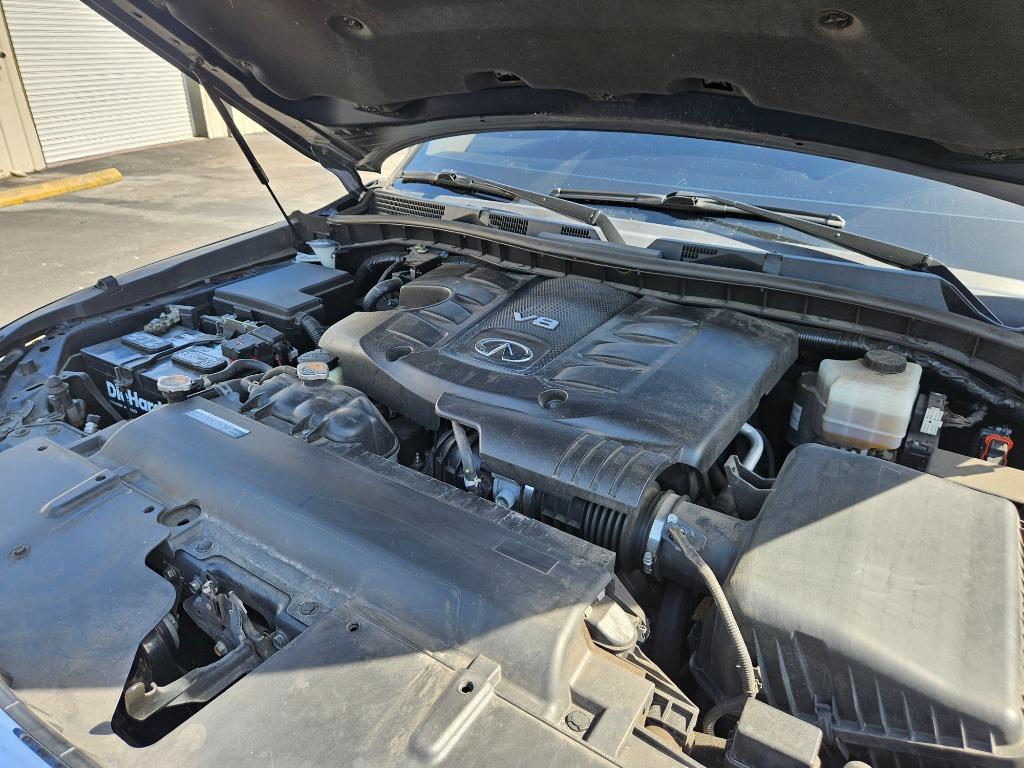 2021 Infiniti QX80 Luxe photo