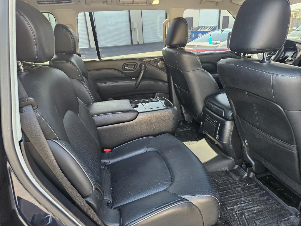 2021 Infiniti QX80 Luxe photo