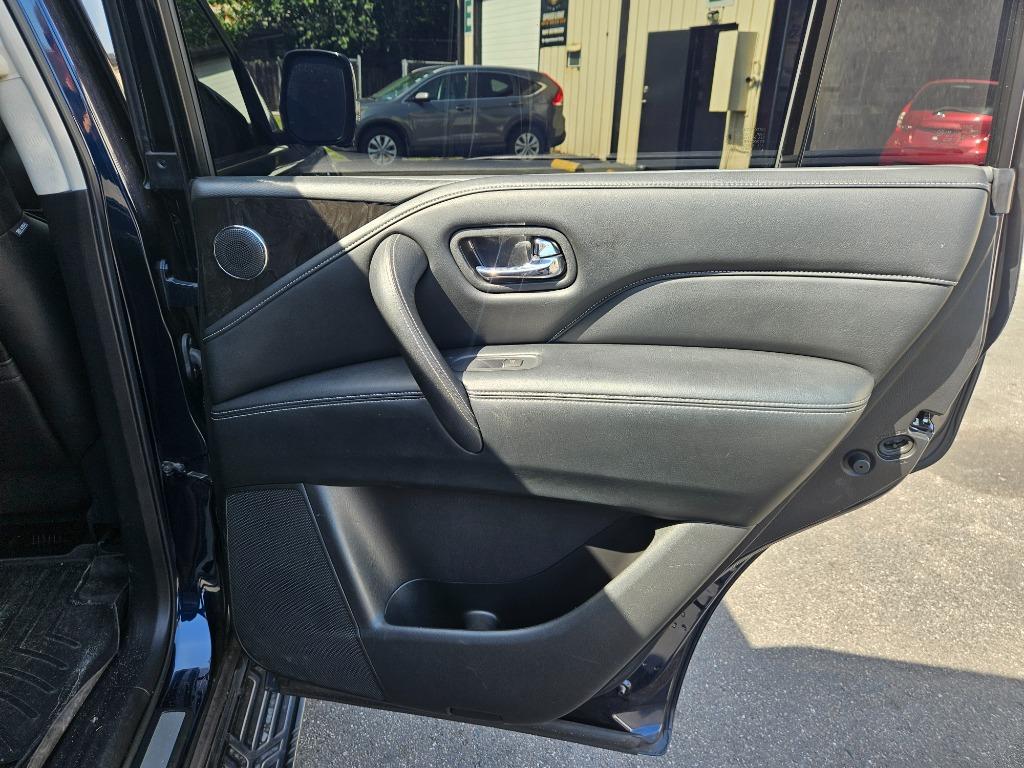 2021 Infiniti QX80 Luxe photo