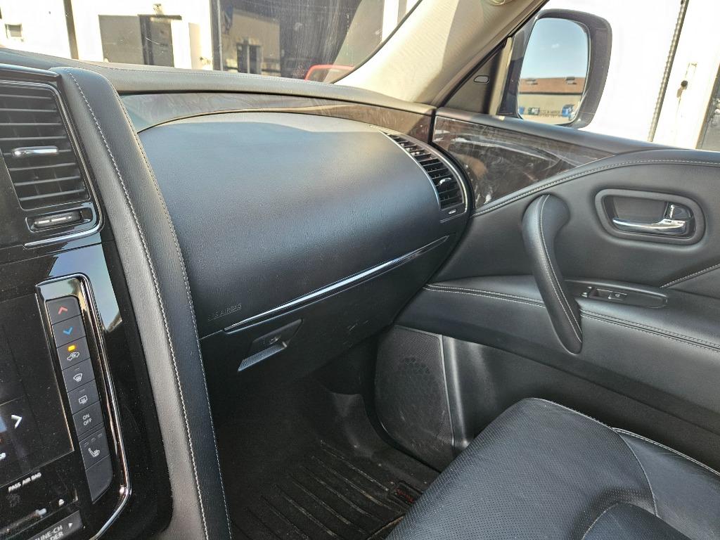 2021 Infiniti QX80 Luxe photo