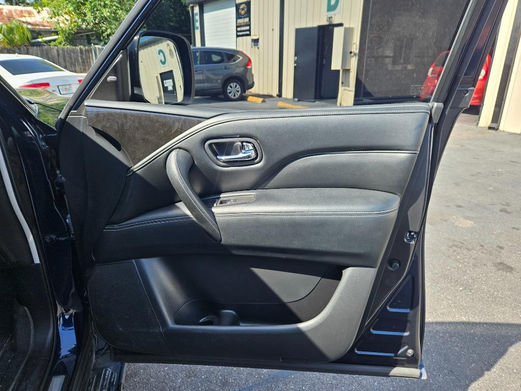 2021 Infiniti QX80 Luxe photo