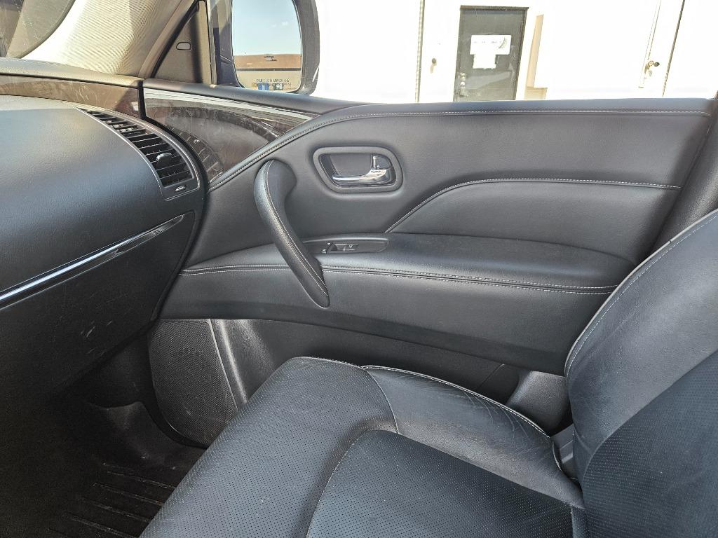 2021 Infiniti QX80 Luxe photo