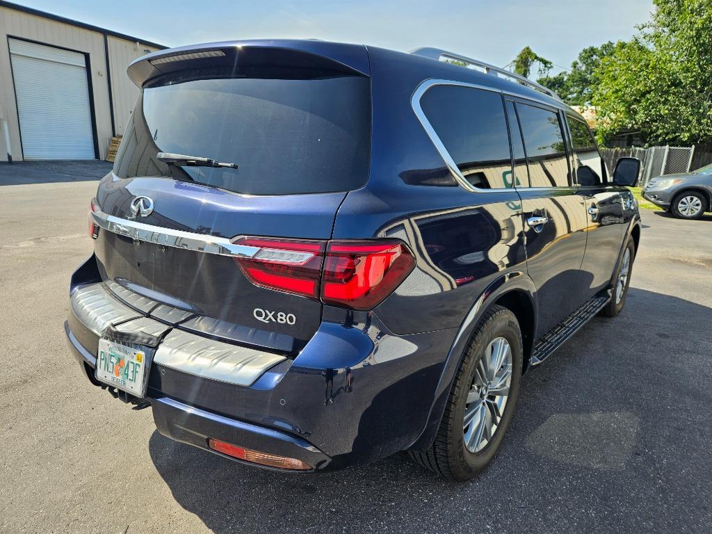 2021 Infiniti QX80 Luxe photo