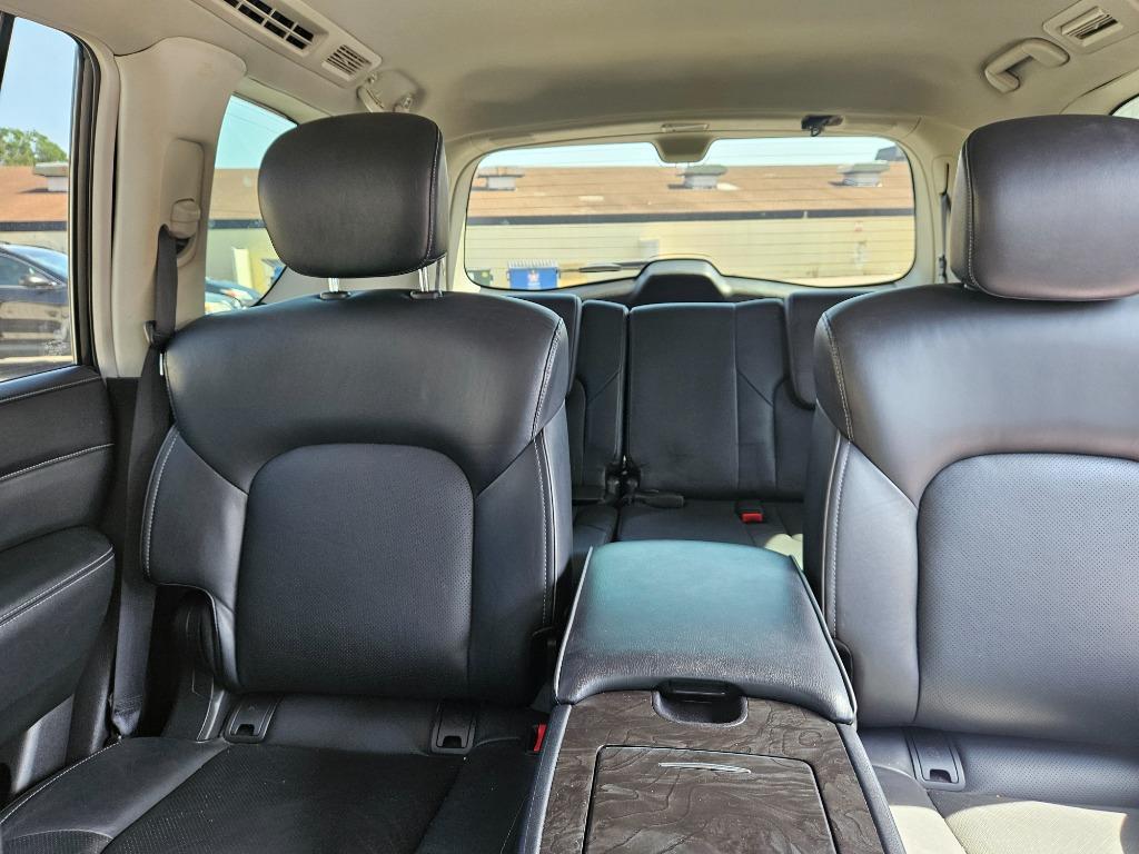 2021 Infiniti QX80 Luxe photo