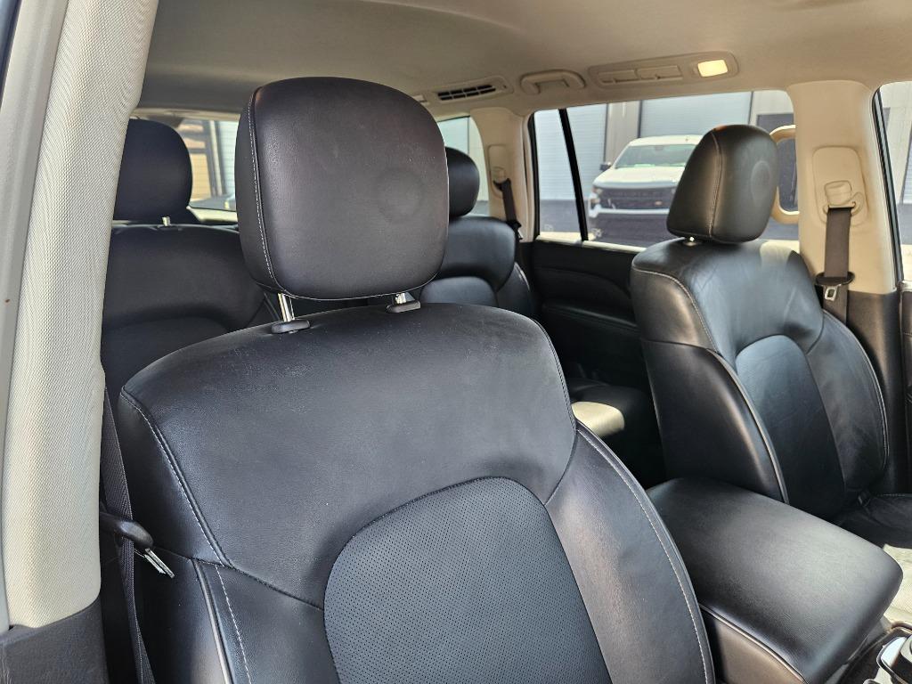 2021 Infiniti QX80 Luxe photo