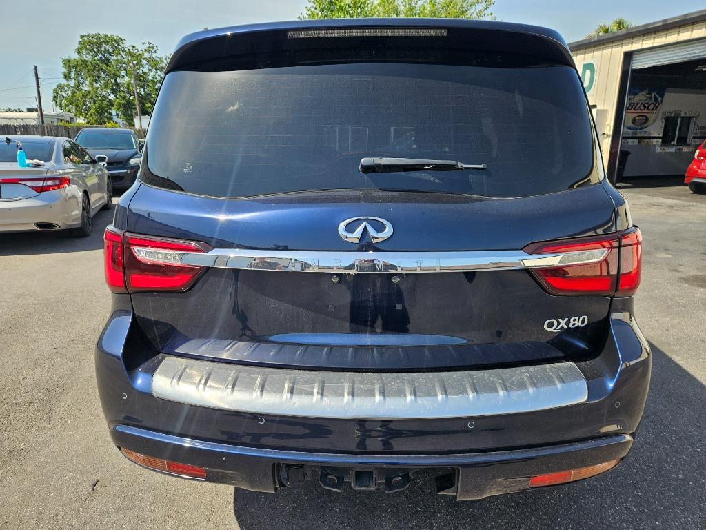 2021 Infiniti QX80 Luxe photo