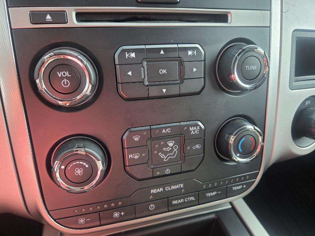 2017 Ford Expedition - $9,990