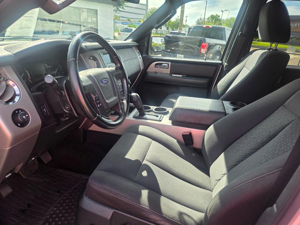 2017 Ford Expedition - $9,990