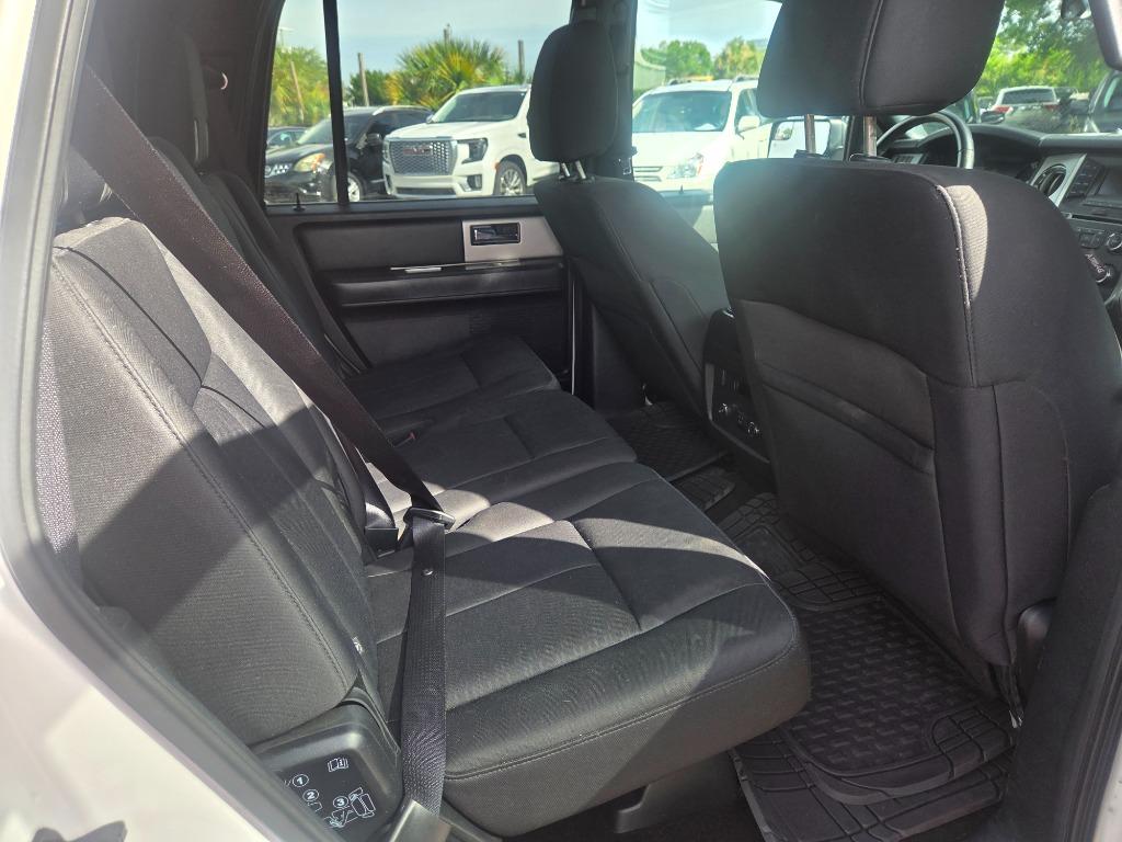 2017 Ford Expedition - $9,990