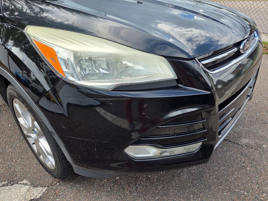 2013 Ford Escape - $2,497