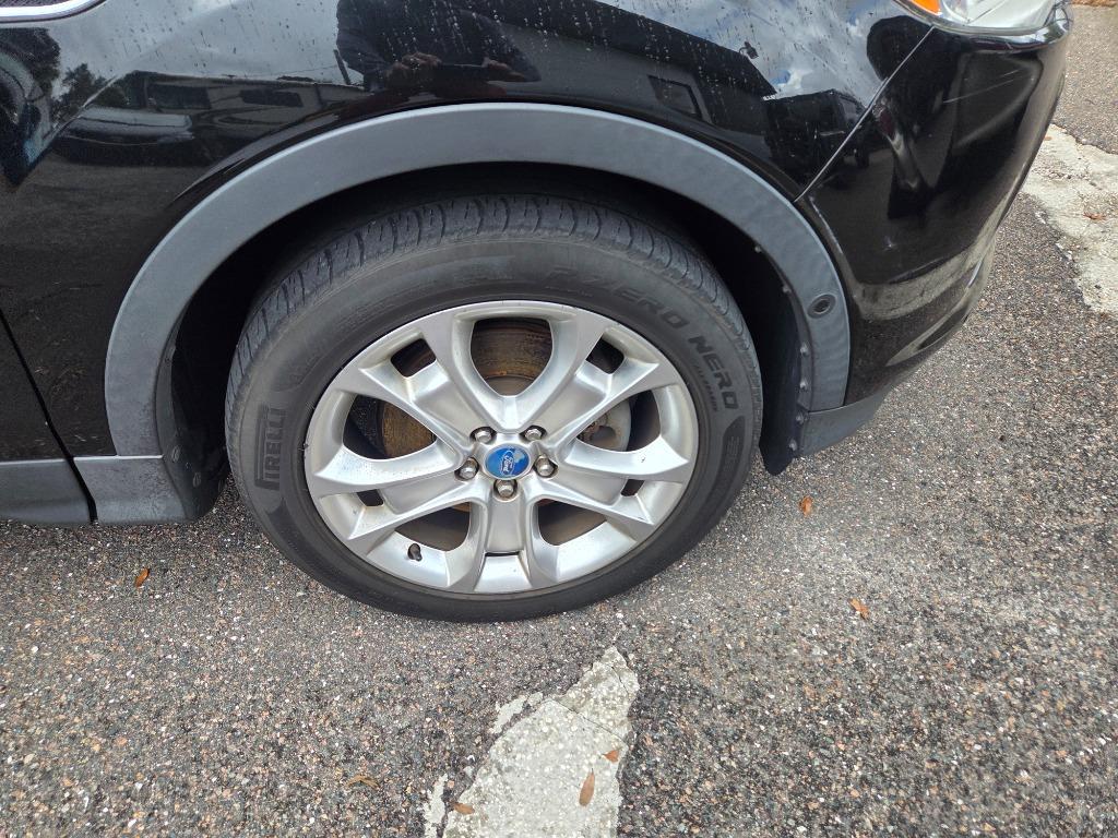 2013 Ford Escape - $2,497