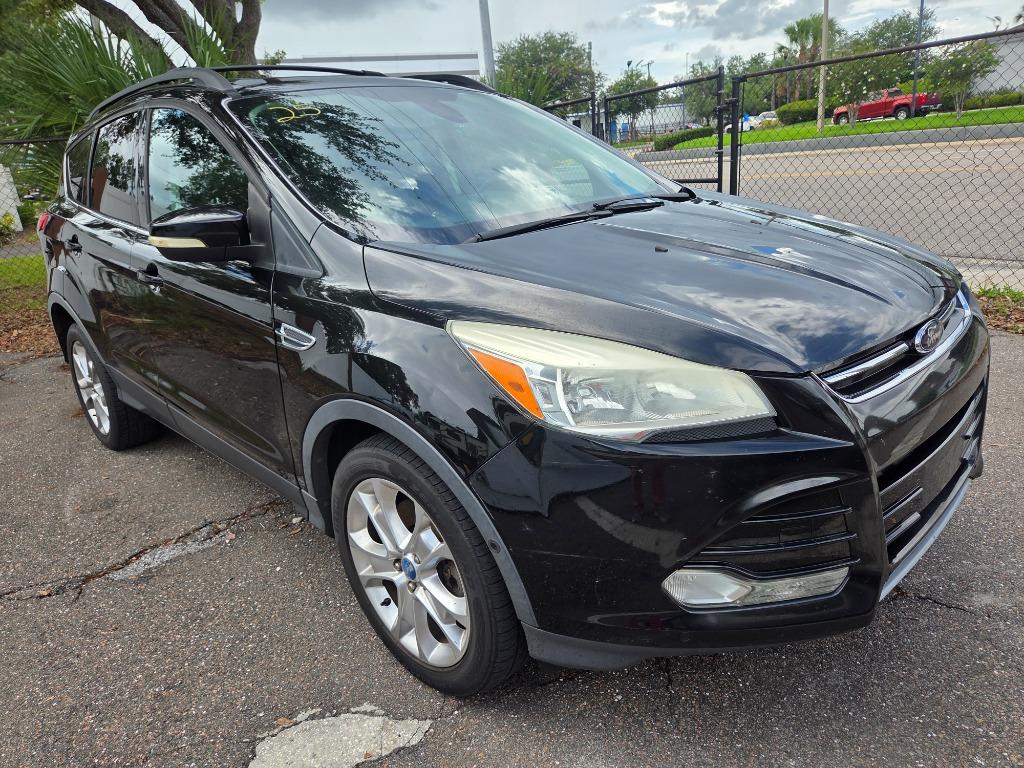 2013 Ford Escape - $2,497