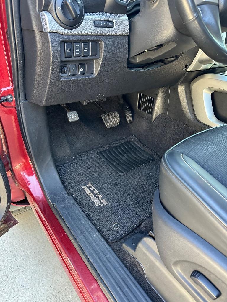 2016 Nissan Titan XD PRO-4X photo