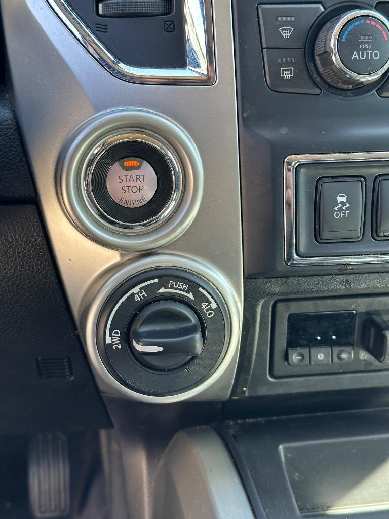 2016 Nissan Titan XD PRO-4X photo