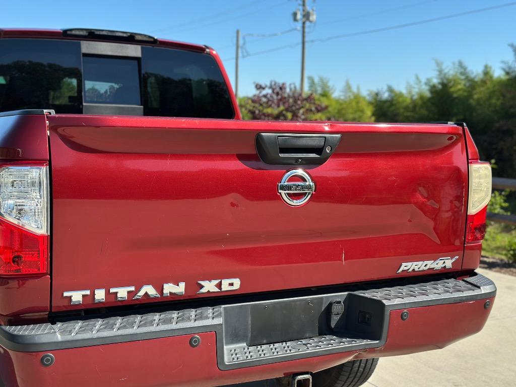 2016 Nissan Titan XD PRO-4X photo