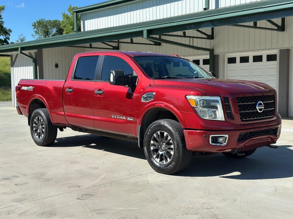 2016 Nissan Titan XD PRO-4X photo