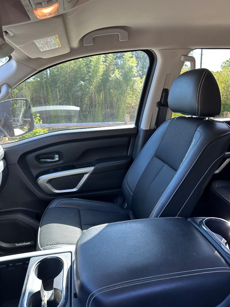 2016 Nissan Titan XD PRO-4X photo
