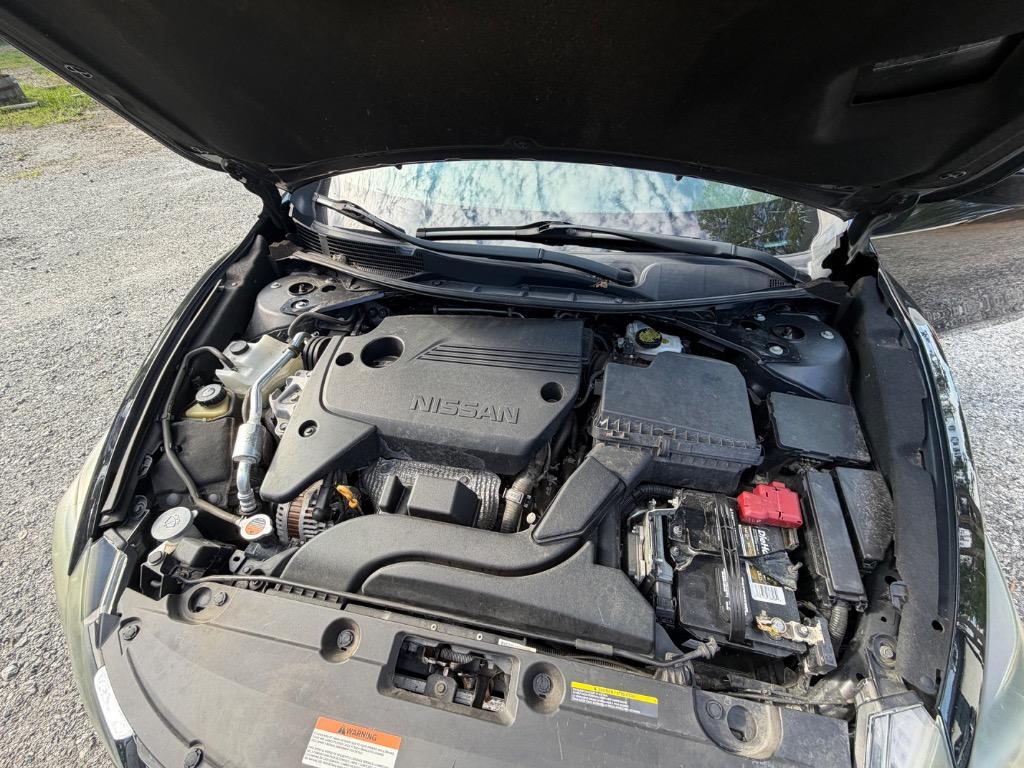 2018 Nissan Altima - $11,000