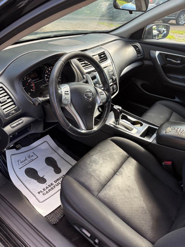 2018 Nissan Altima - $11,000