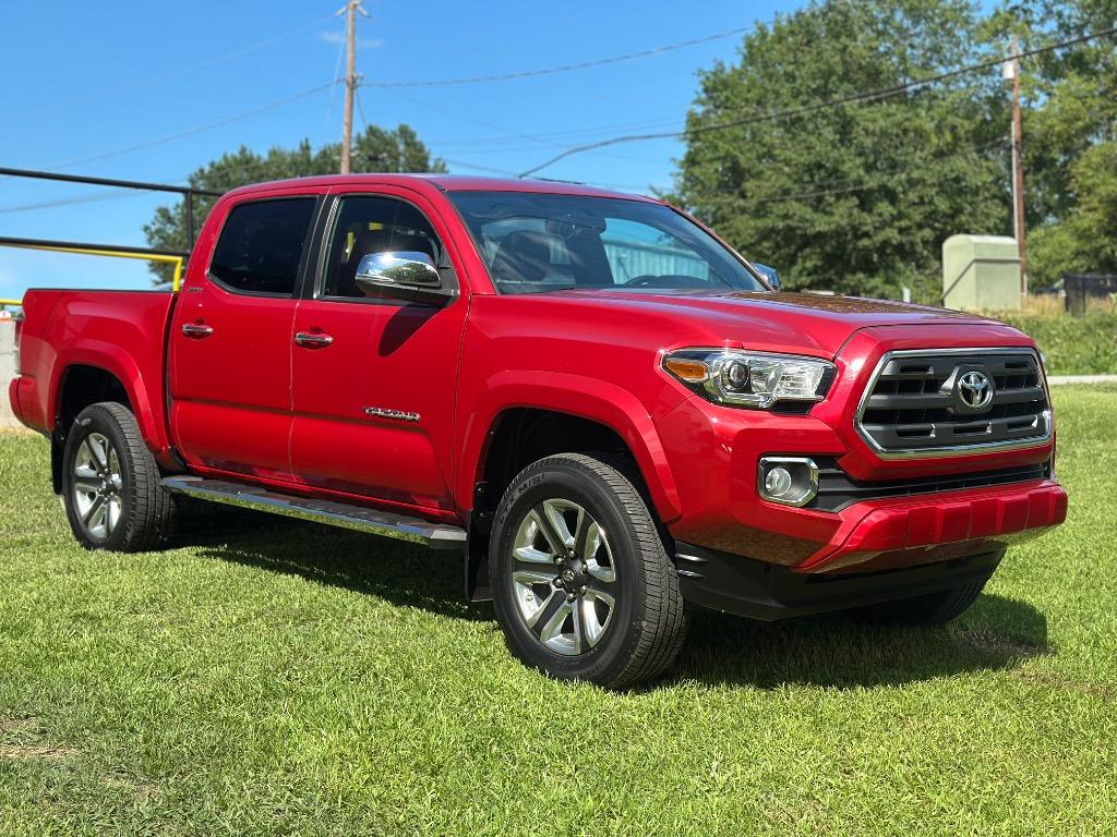 2017 Toyota Tacoma - $29,900
