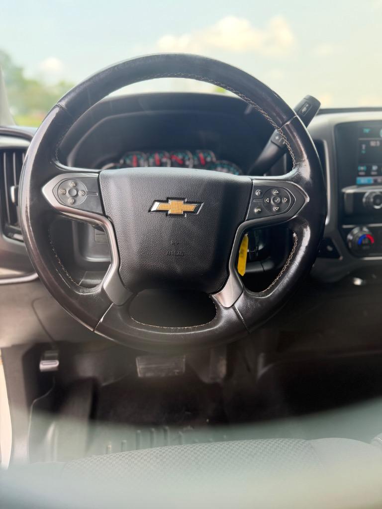 2016 Chevrolet Silverado 1500 - $15,900