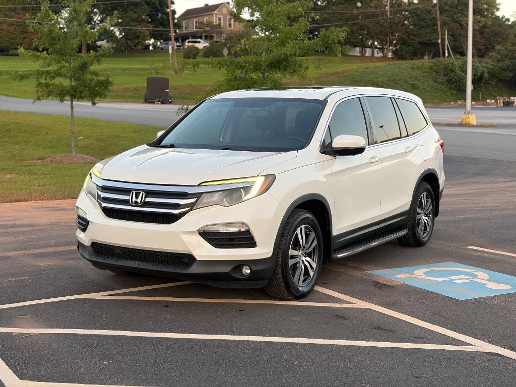 2017 Honda Pilot - $15,300