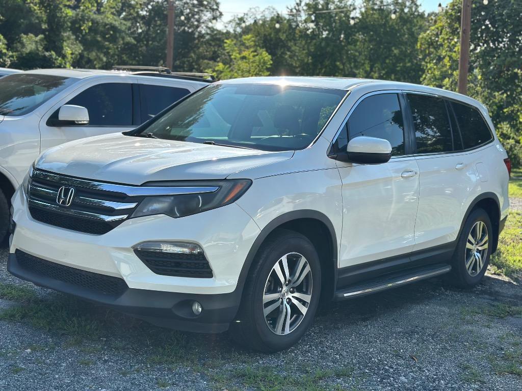 2017 Honda Pilot - $15,300