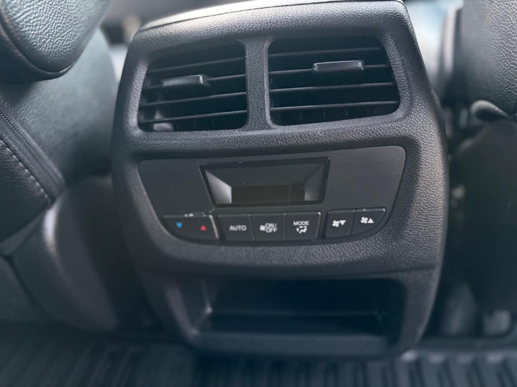 2017 Honda Pilot - $15,300