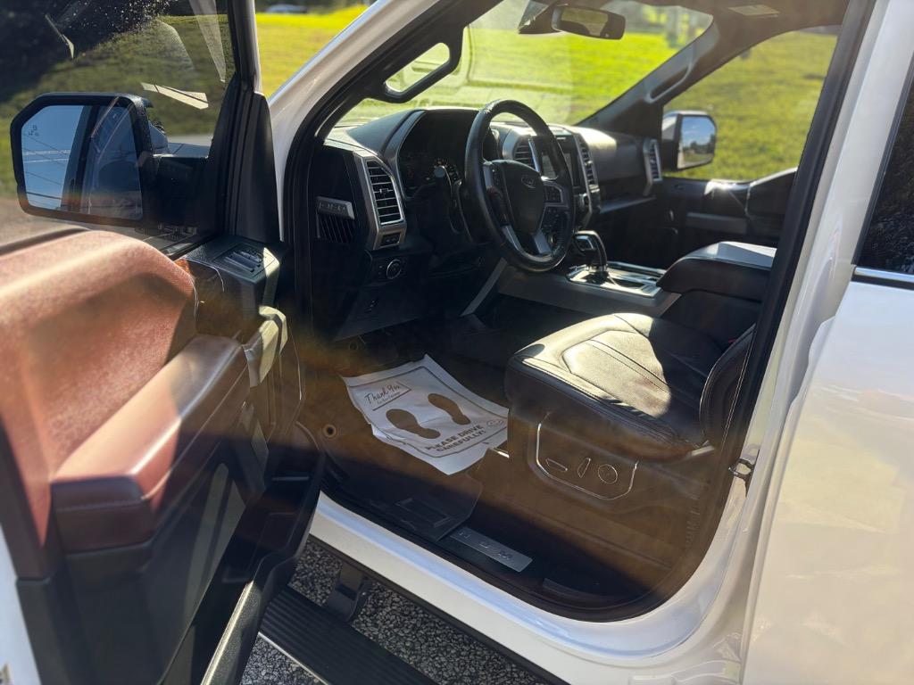 2016 Ford F150 - $24,900