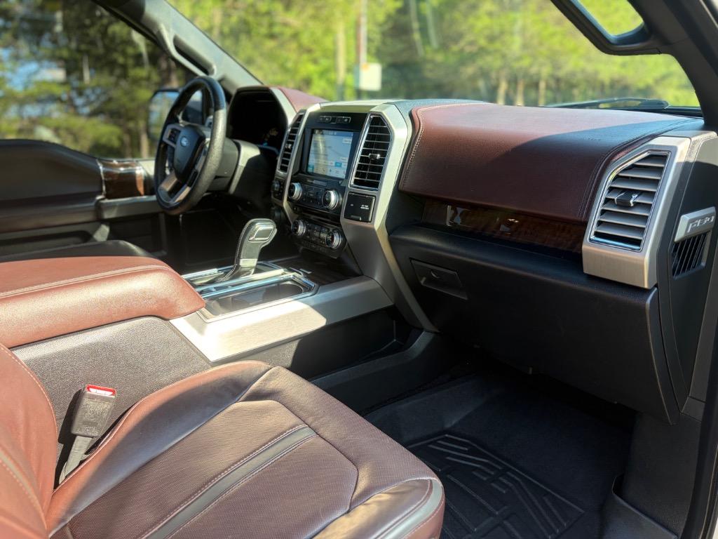 2016 Ford F150 - $24,900