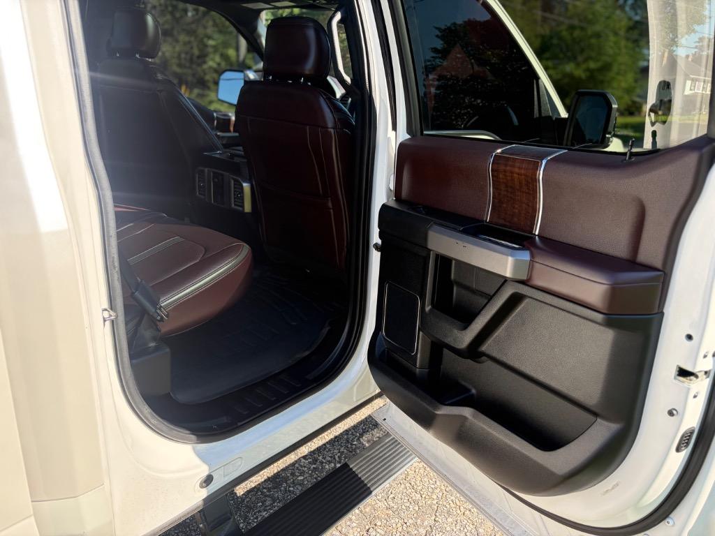2016 Ford F150 - $24,900