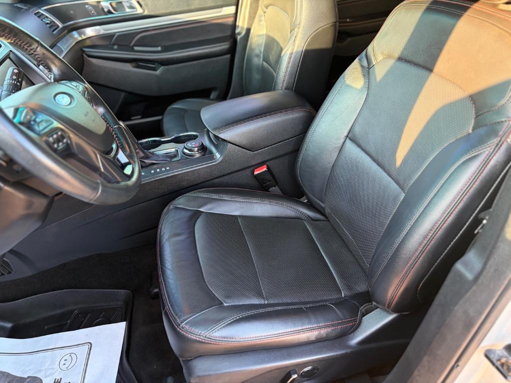 2016 Ford Explorer - $15,500
