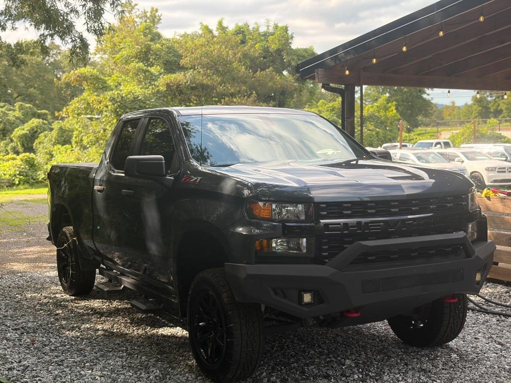 2019 Chevrolet Silverado - $17,900