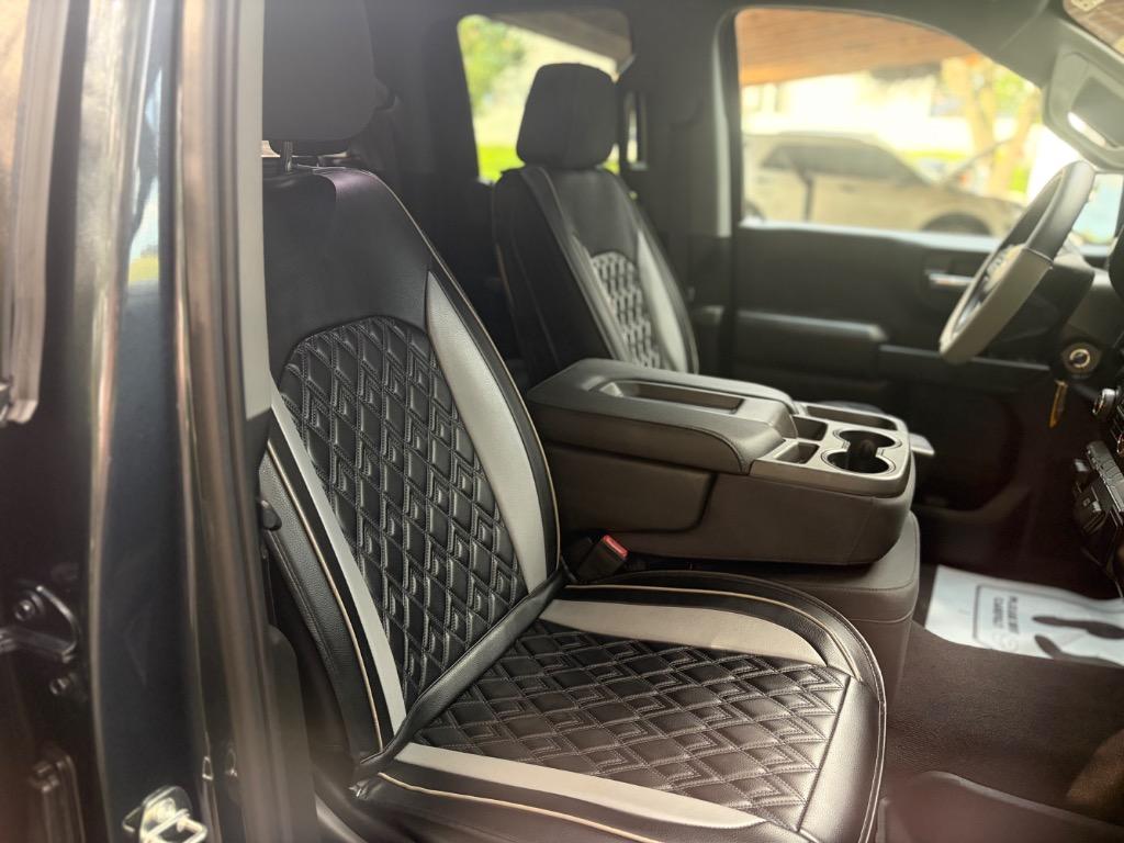 2019 Chevrolet Silverado - $17,900
