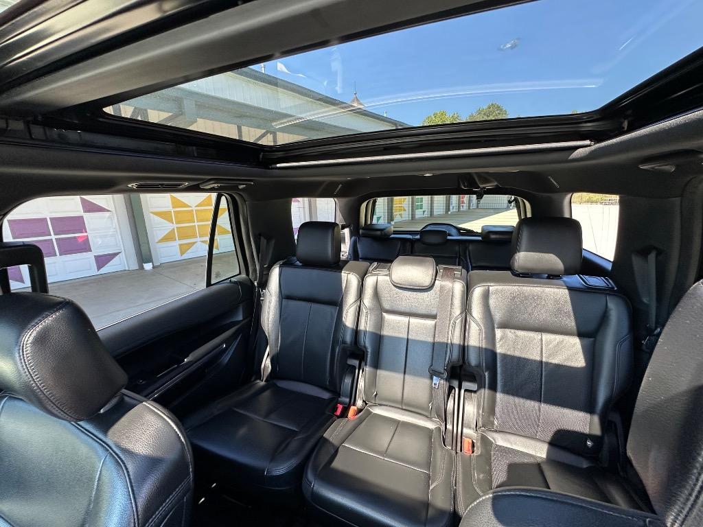 2019 Ford Expedition - $17,900